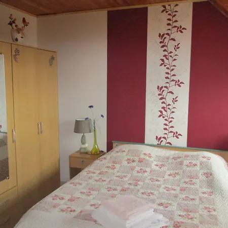 Pensjonat La Maison Fleurie Épagne-Épagnette