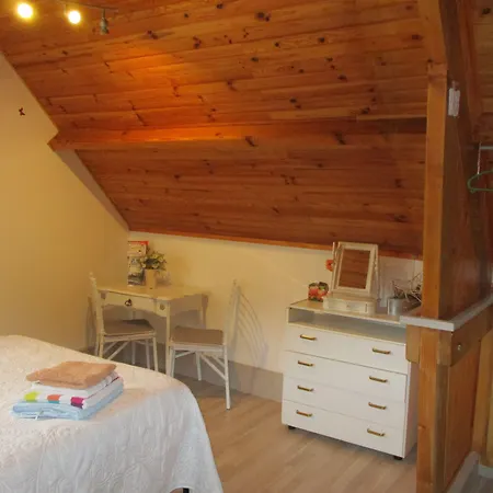 La Maison Fleurie 3*