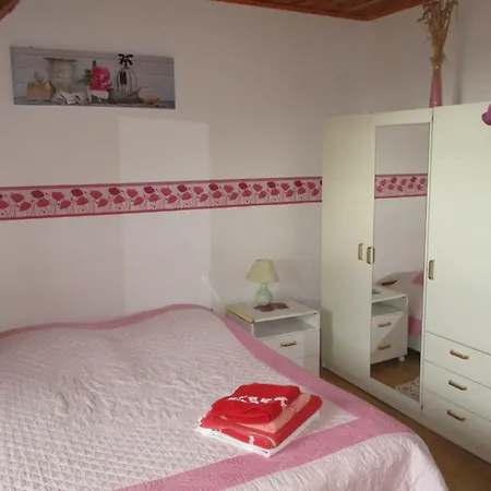 La Maison Fleurie 招待所