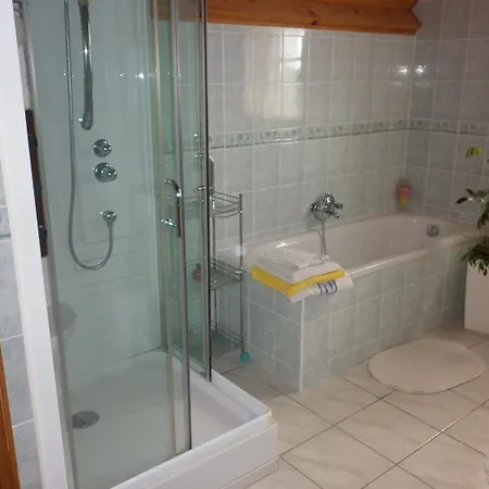 La Maison Fleurie 招待所 Épagne-Épagnette